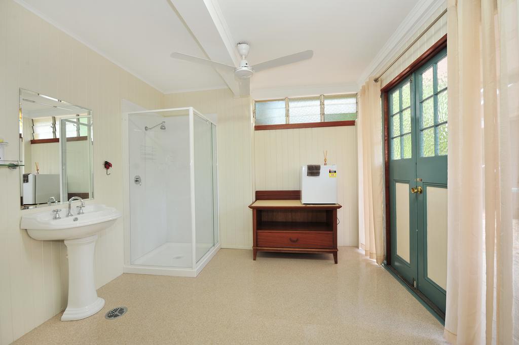 Lilybank Guest House Cairns Bilik gambar